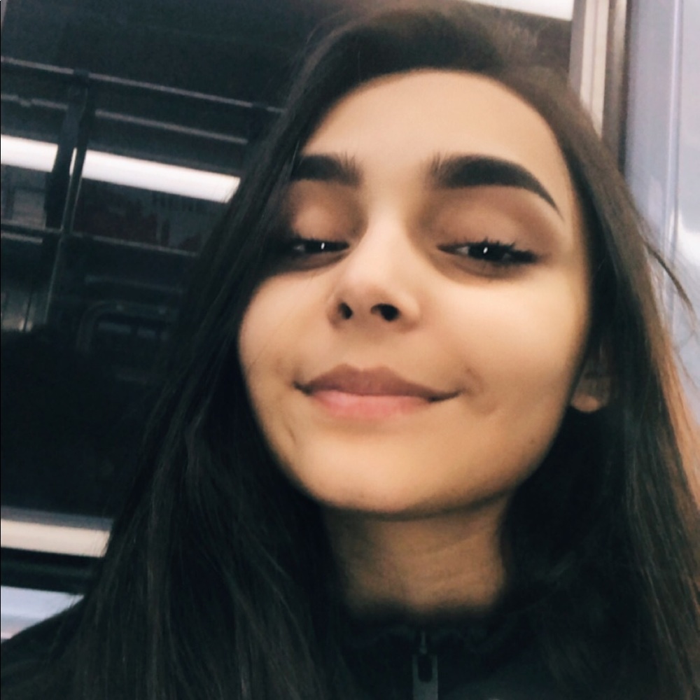 Meet your Posher, Alyssa